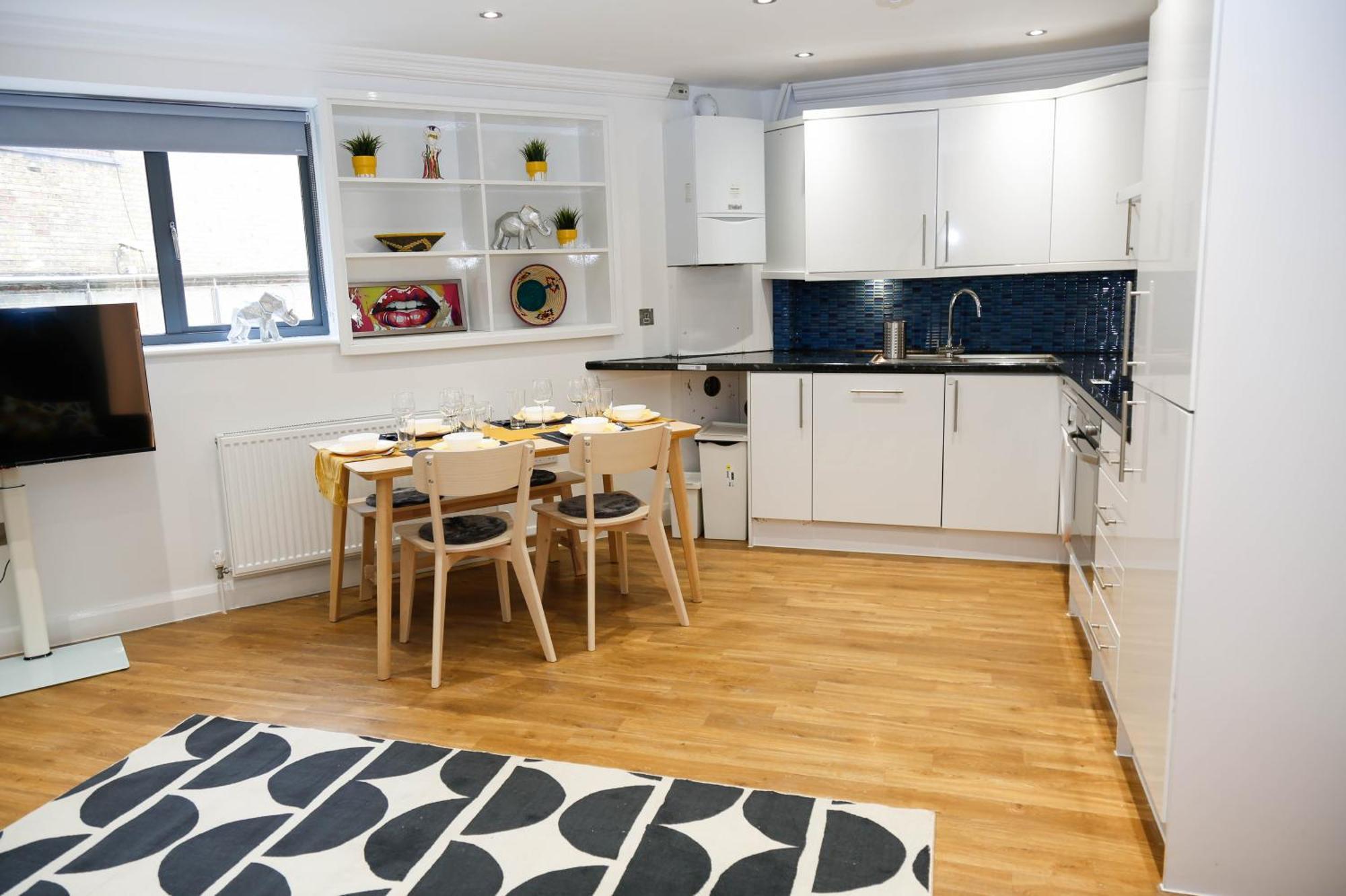 New Luxury Apartments In Central Location Next To Shops, Cafes, Bars & Metro Londýn Exteriér fotografie